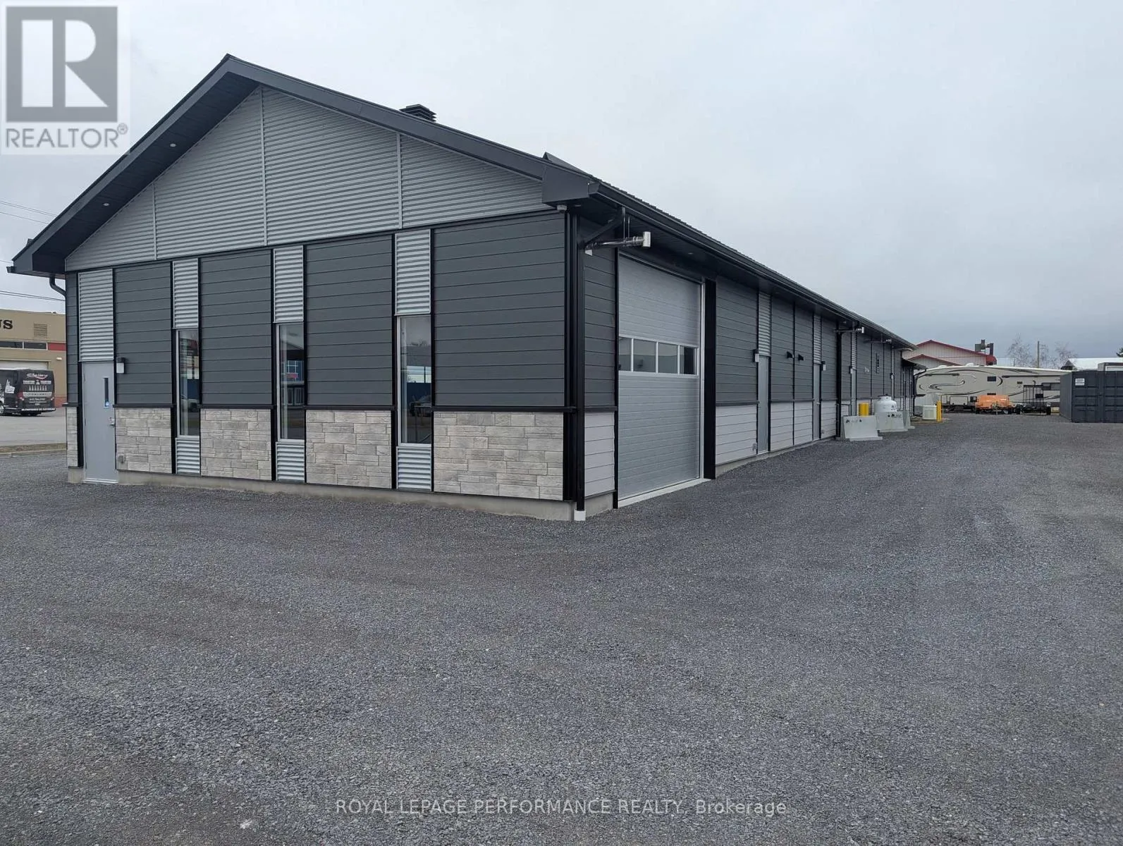 Warehouse for rent: 45 Industriel Street, Casselman, Ontario K0A 1M0