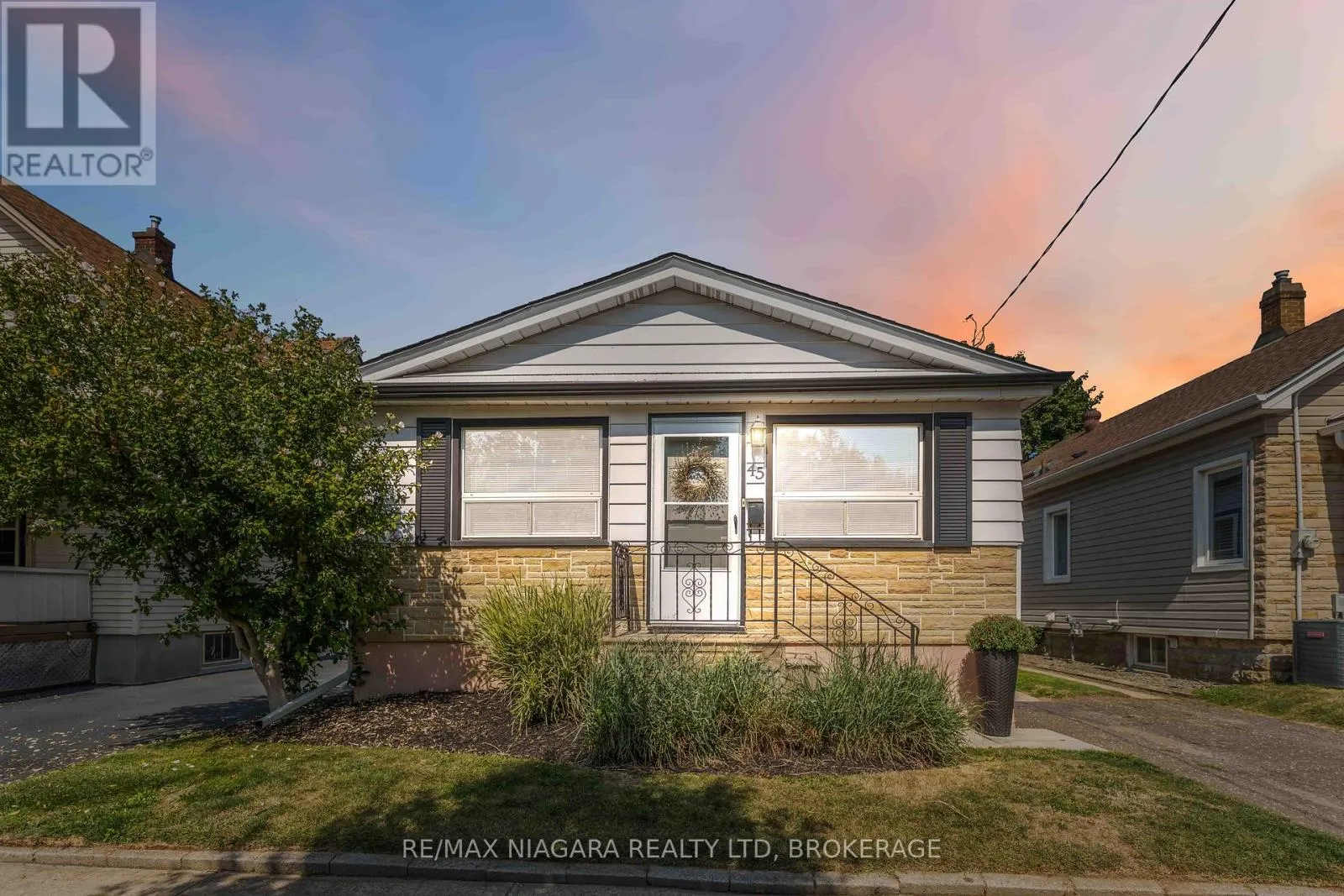 House for rent: 45 Junkin Street, St. Catharines, Ontario L2R 1N5