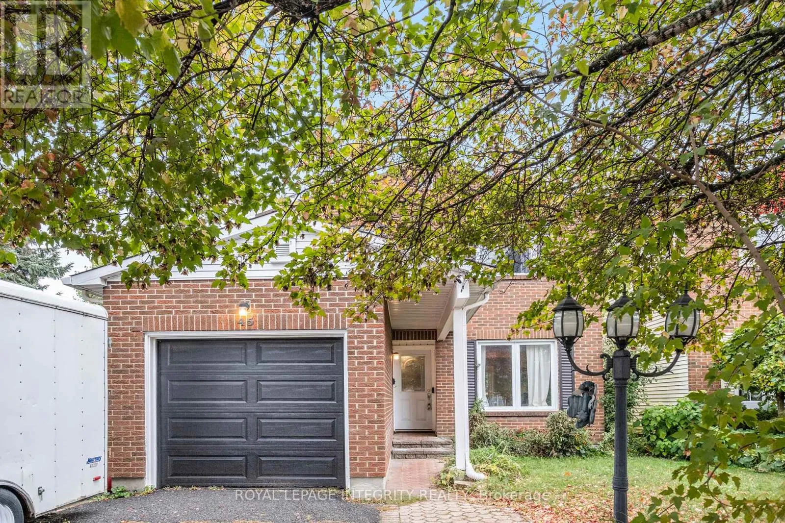 House for rent: 45 Raftus Square, Ottawa, Ontario K2J 2K9