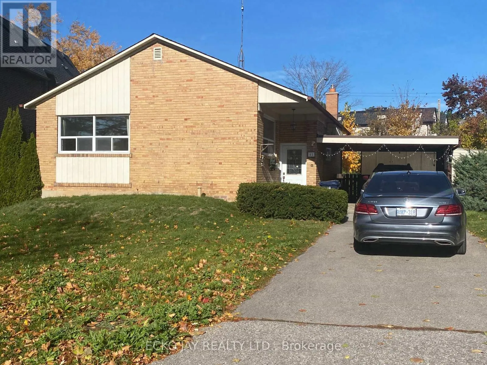 House for rent: 45 Ternhill Crescent, Toronto, Ontario M3C 2E4