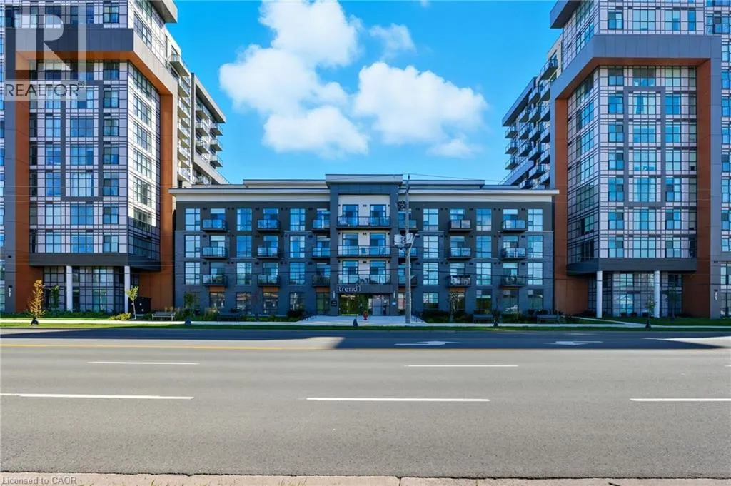 Apartment for rent: 450 Dundas Street E Unit# 102, Waterdown, Ontario L8B 1Z2