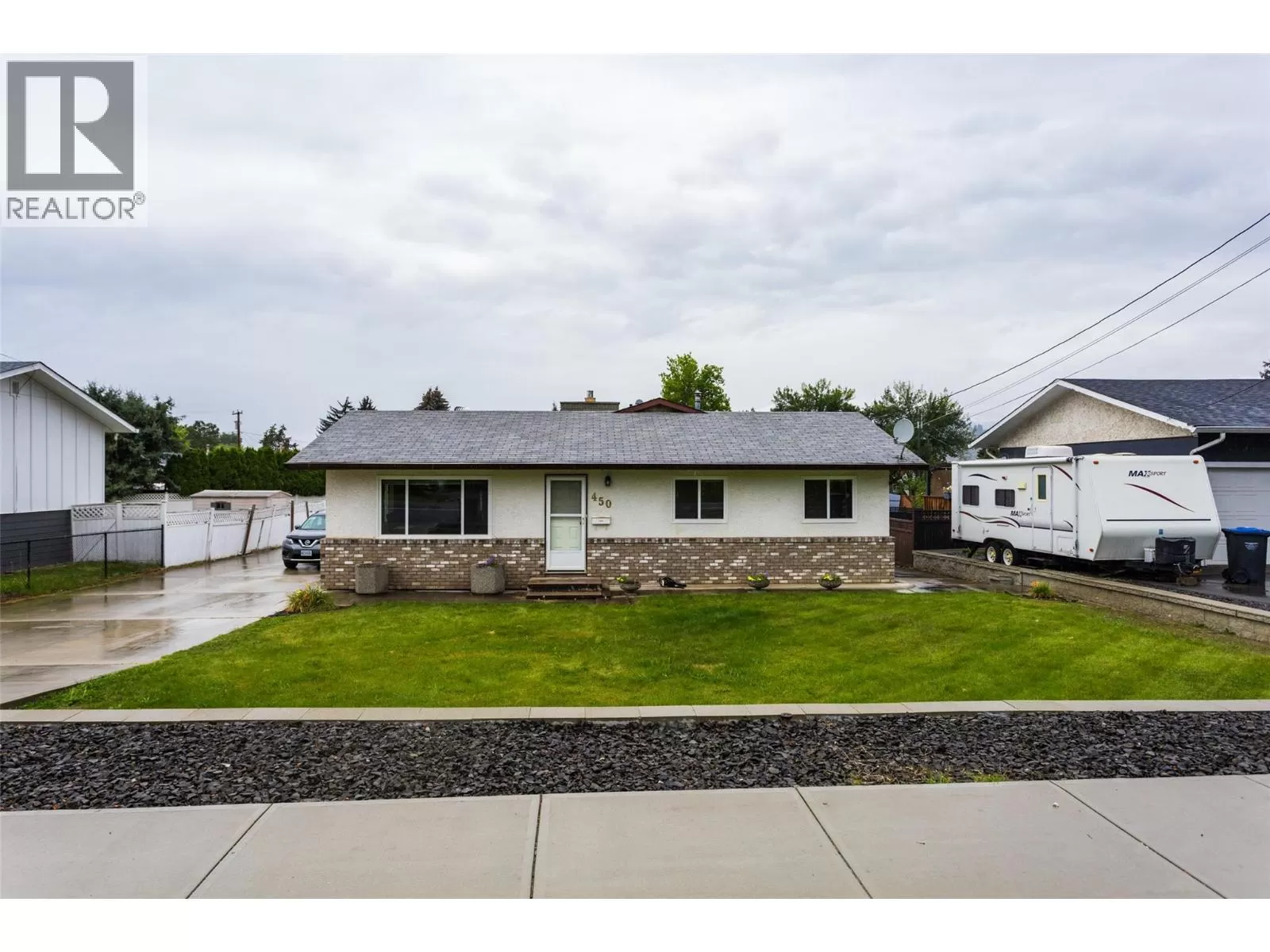 House for rent: 450 Hollywood Road S, Kelowna, British Columbia V1X 3T1