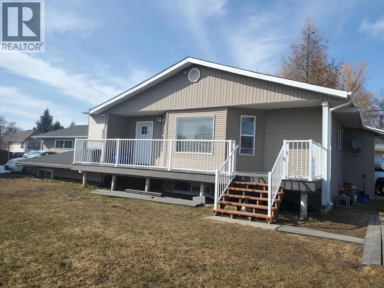 Duplex for rent: 450 Tofield Street, Prince George, British Columbia V2M 1X8