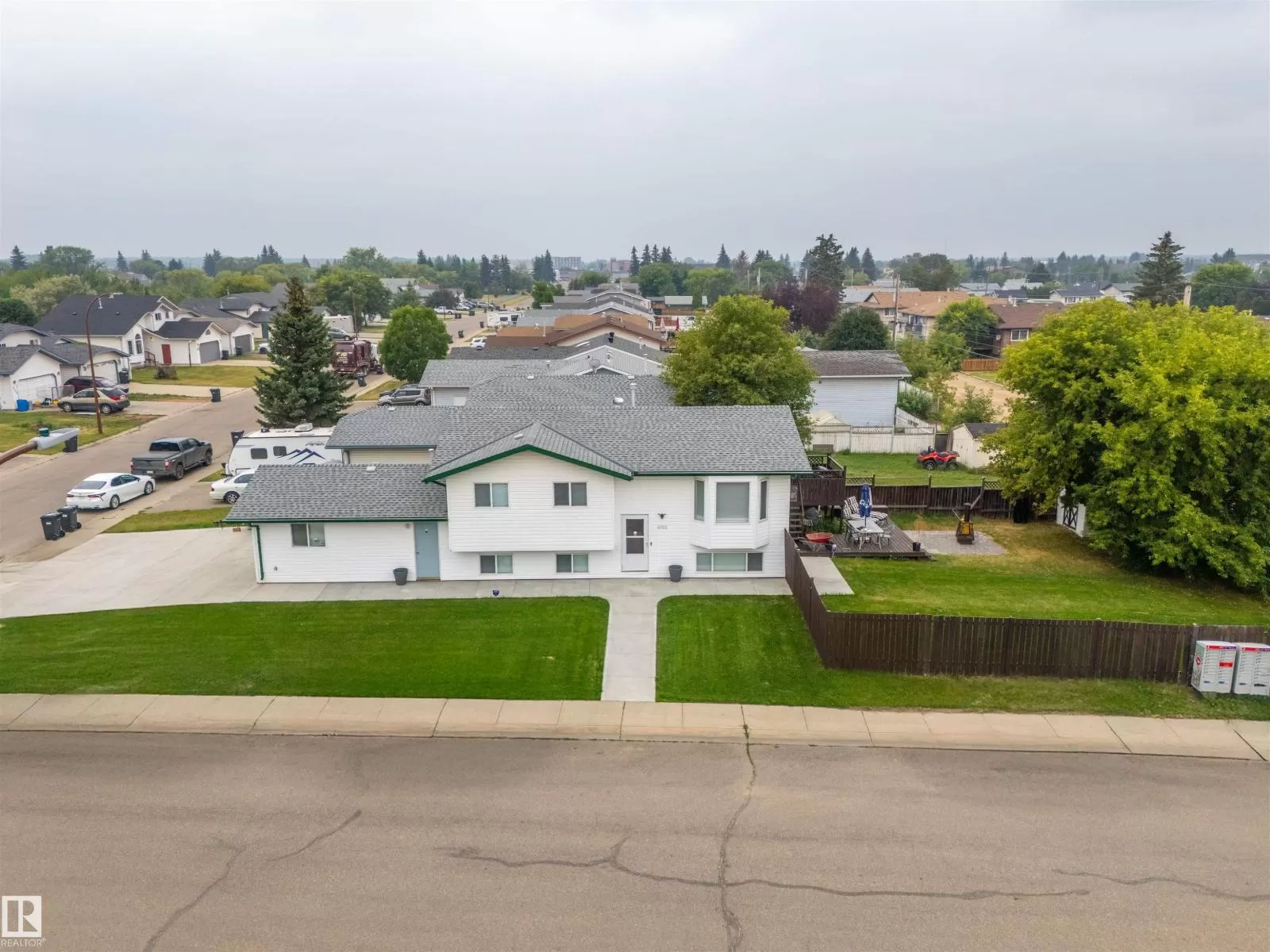 House for rent: 4502 49 Av, Cold Lake, Alberta T9M 1Z6