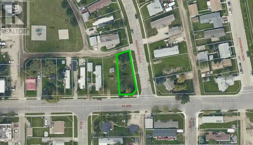 4504 55 Avenue, Whitecourt, Alberta T7S 1A8