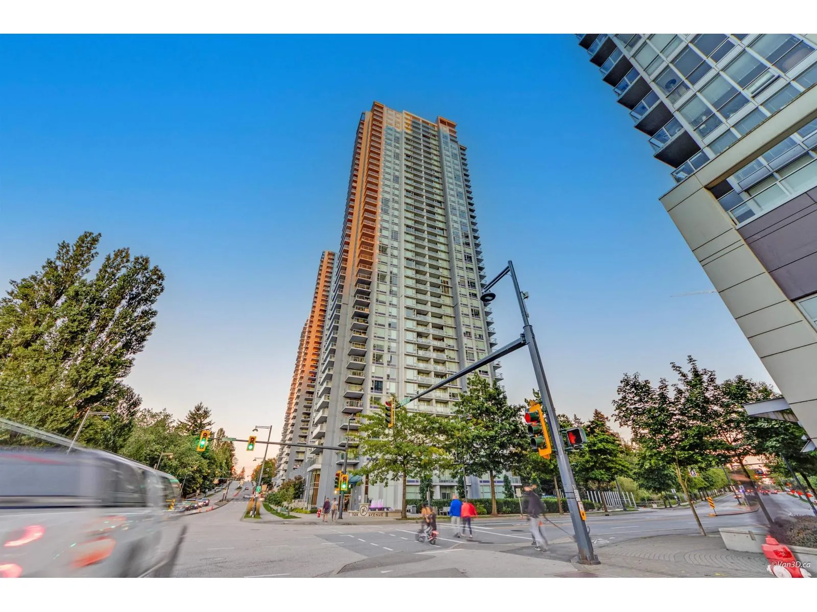 Apartment for rent: 4505 13696 100 Avenue, Surrey, British Columbia V3T 0L5