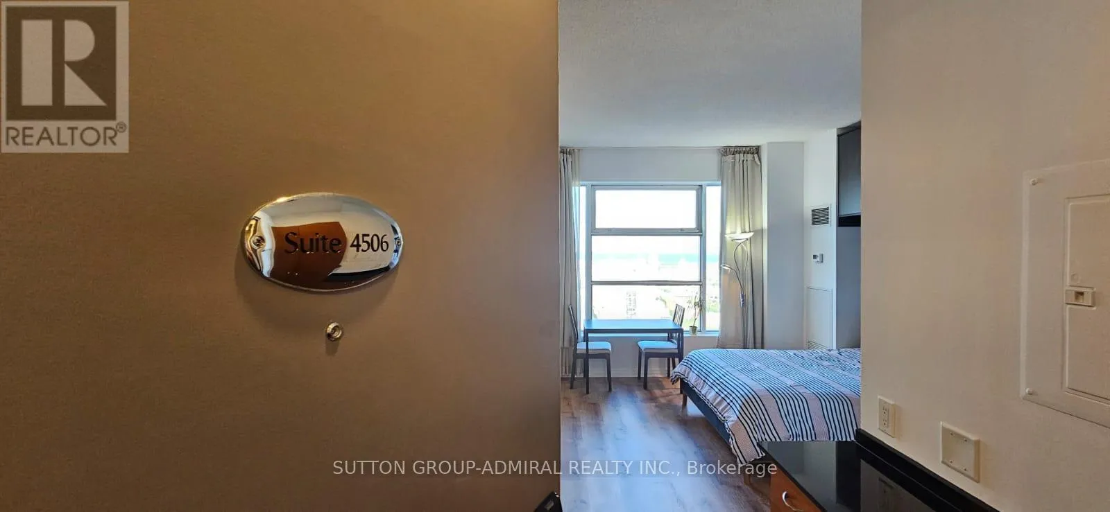 Apartment for rent: 4506 - 1 King Street W, Toronto, Ontario M5H 1A1