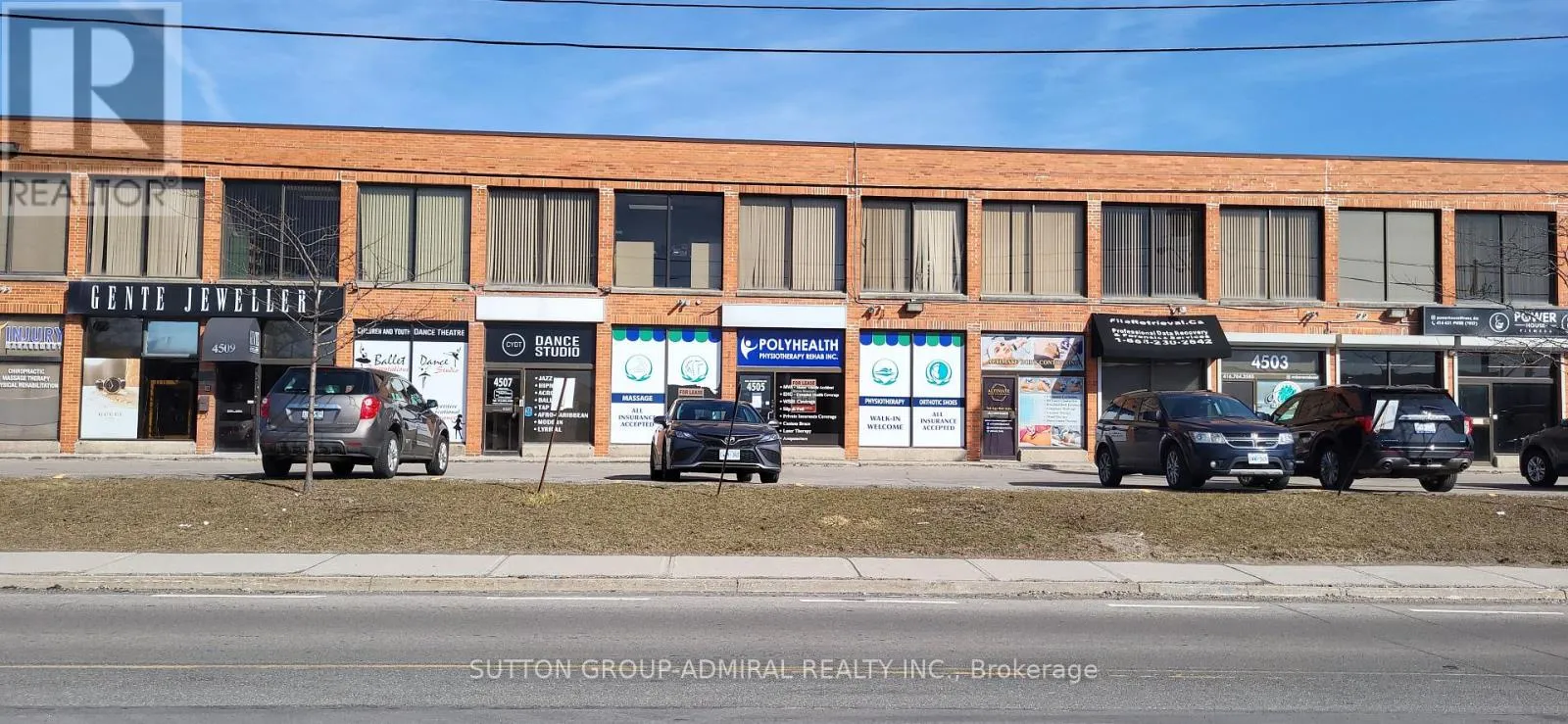 Offices for rent: 4507 Chesswood Drive, Toronto, Ontario M3J 2T9