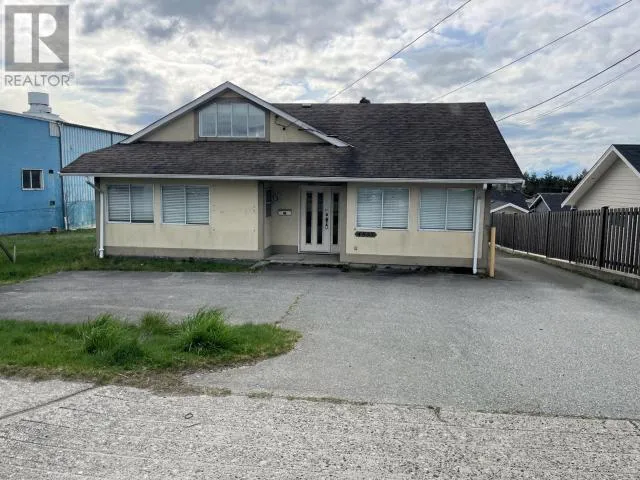 4507 Manson Ave, Powell River, British Columbia V8A 3N3