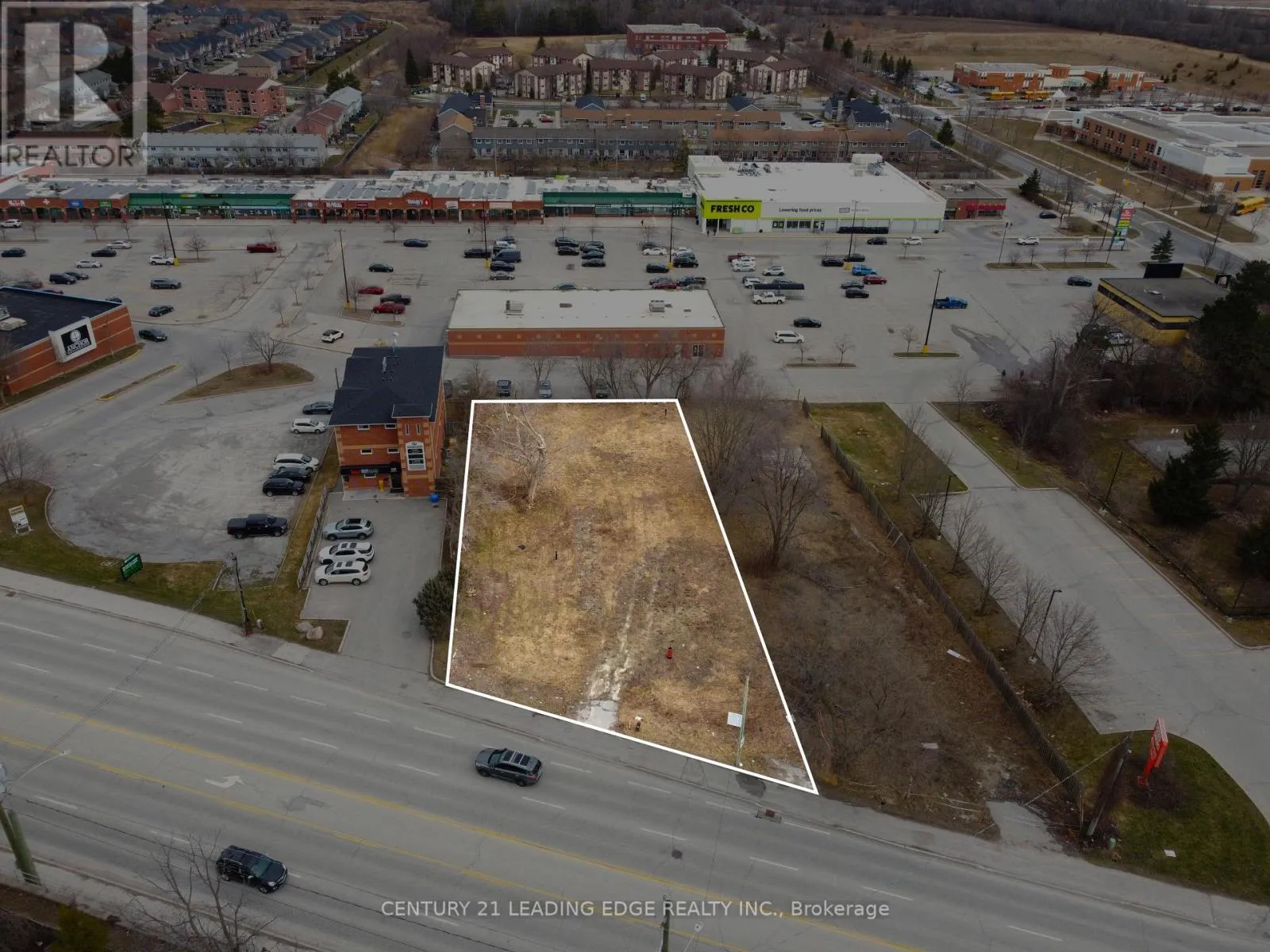 451 The Queensway S, Georgina, Ontario L4P 2C9