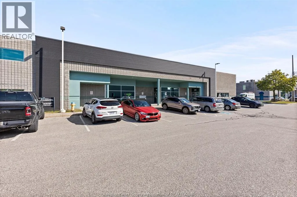 4510 Rhodes Unit# 945, Windsor, Ontario N8W 5K5