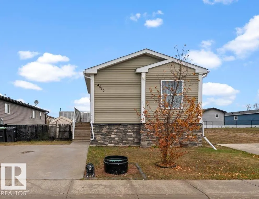 Modular for rent: 4510 Snowbird Ln, Cold Lake, Alberta T9M 0C6