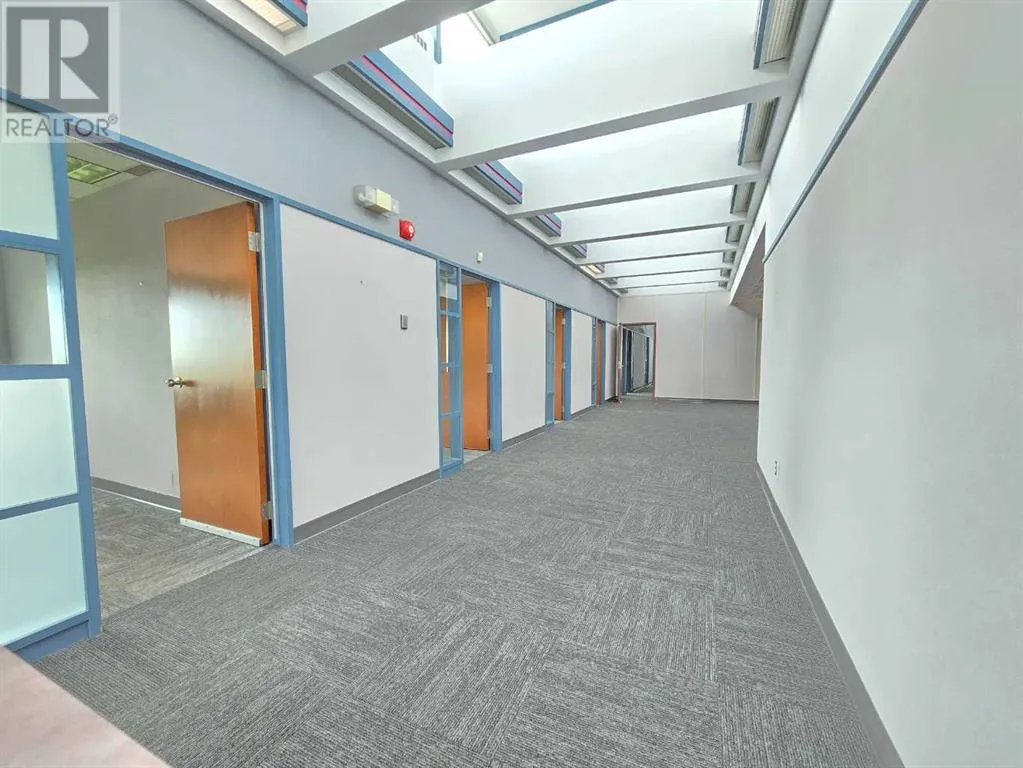 Offices for rent: 4512 46th Street, Olds, Alberta T4H 1R5