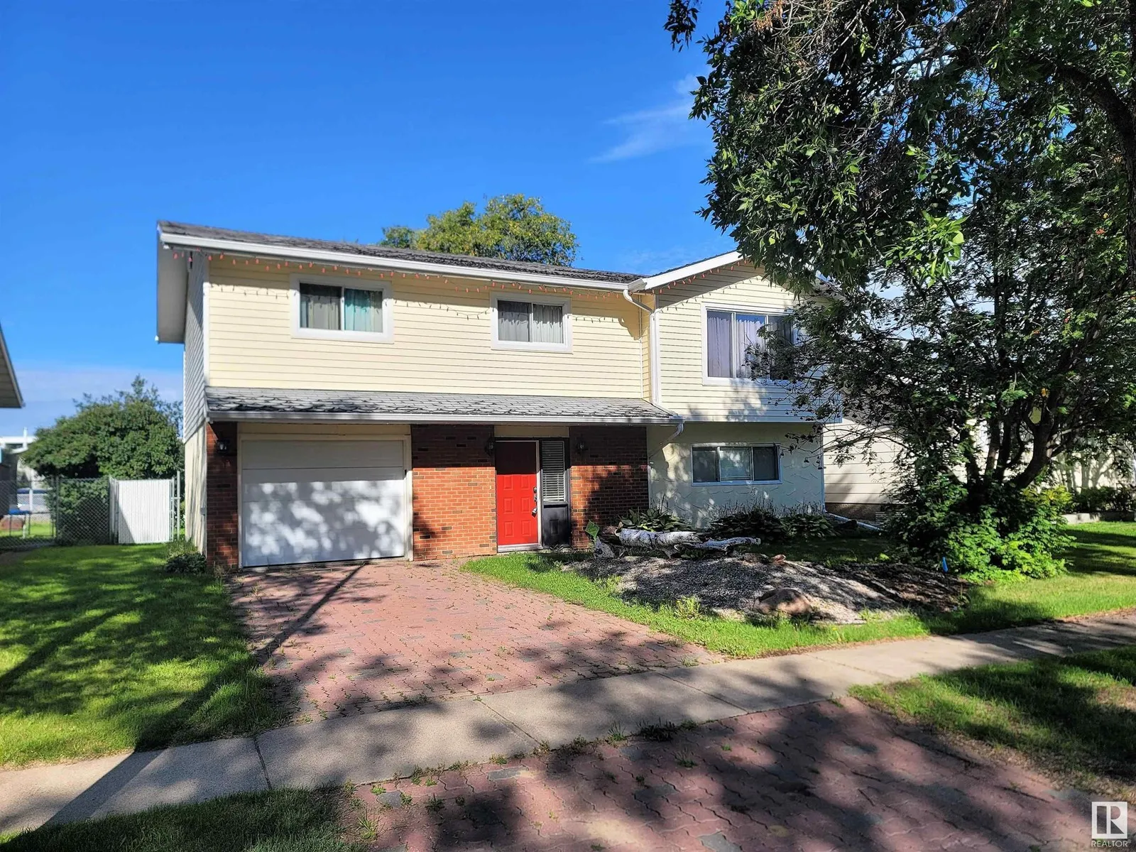 House for rent: 4514 41a St, Bonnyville Town, Alberta T9N 1K3