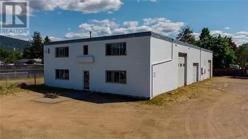 Residential Commercial Mix for rent: 4517 23 Street, Vernon, British Columbia V1T 4K7