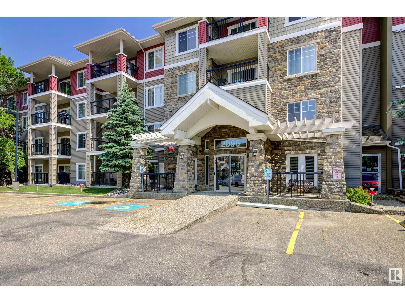 Apartment for rent: #452 2096 Blackmud Creek Dr Sw, Edmonton, Alberta T6W 0G1