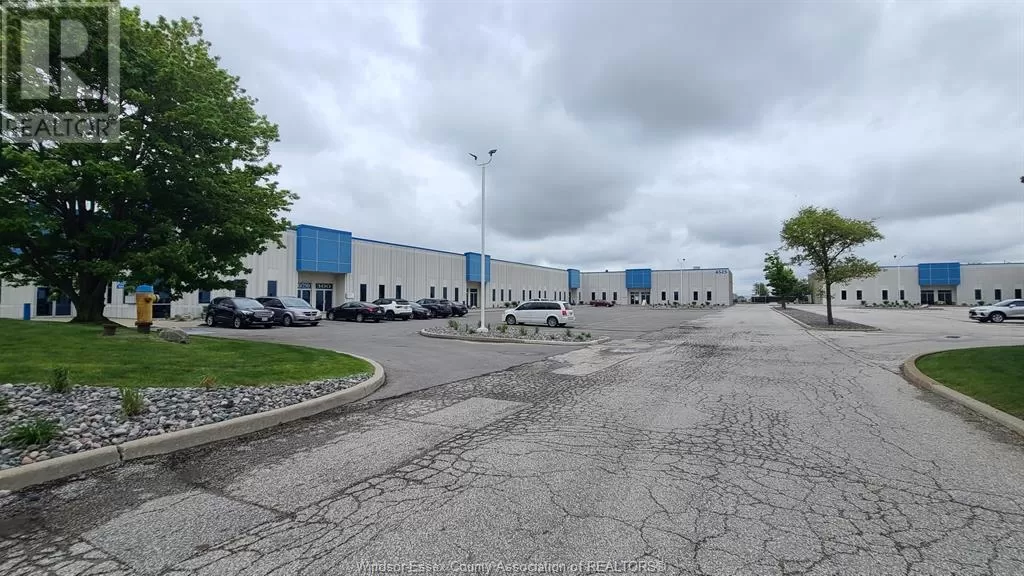 4525 Rhodes Drive Unit# 250, Windsor, Ontario N8W 5R8