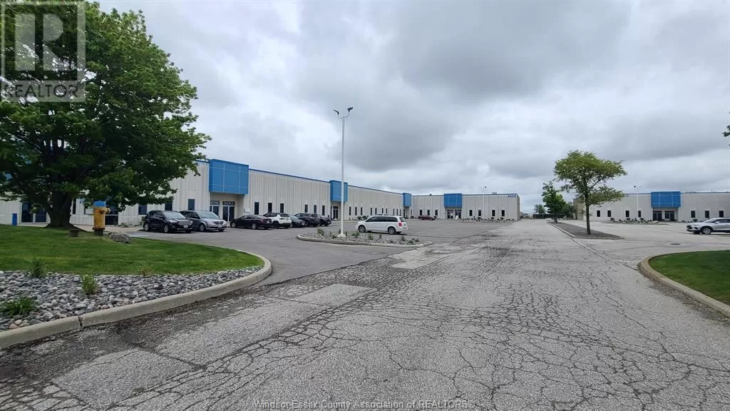 Warehouse for rent: 4525 Rhodes Drive Unit# 400, Windsor, Ontario N8W 5R8