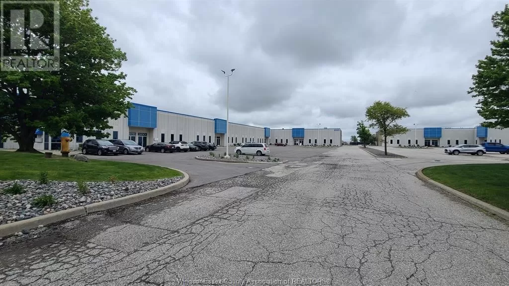 Warehouse for rent: 4525 Rhodes Drive Unit# 700, Windsor, Ontario N8W 5R8