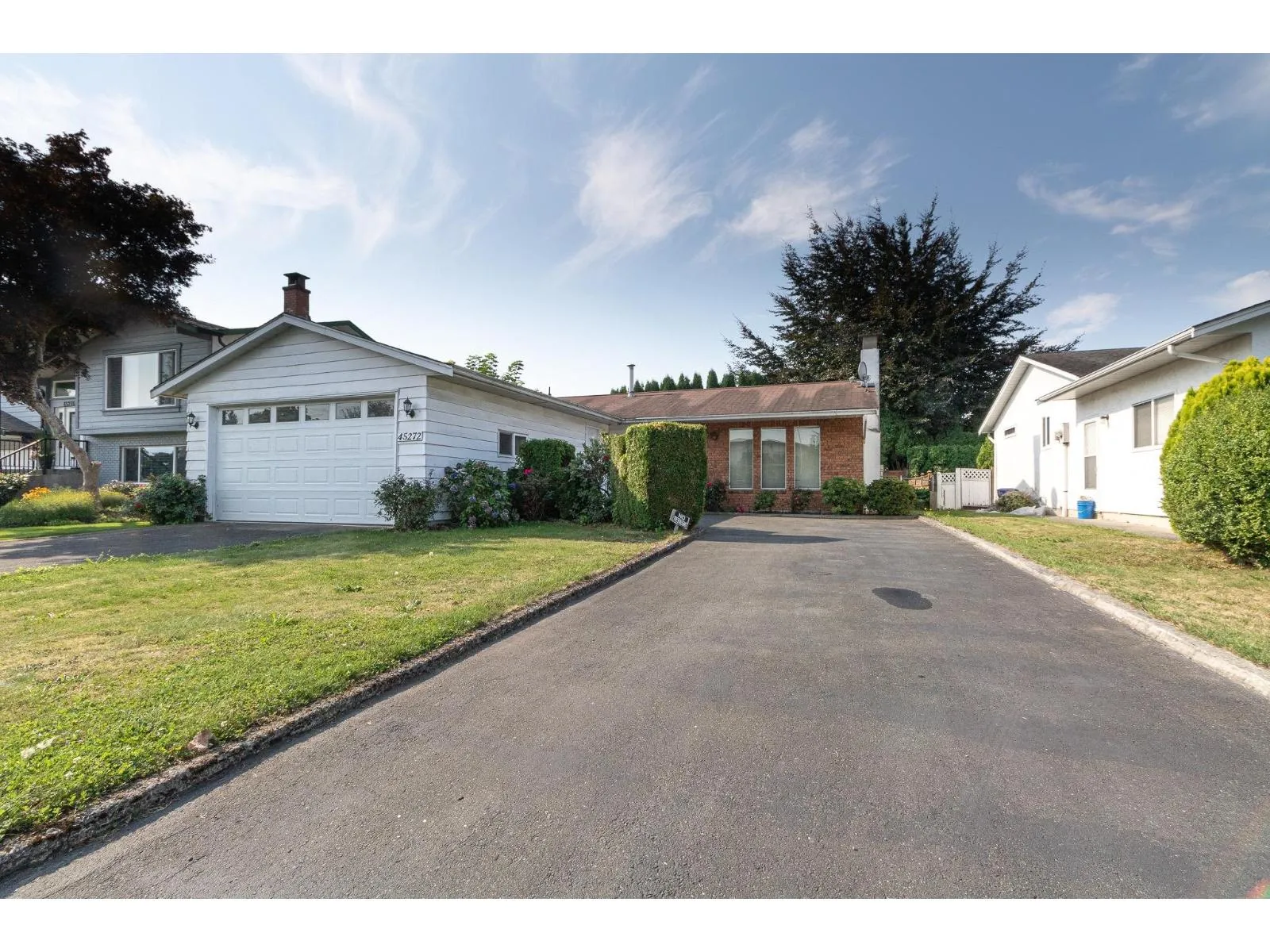 House for rent: 45272 Lenora Crescent|chilliwack Proper West, Chilliwack, British Columbia V2P 7C4