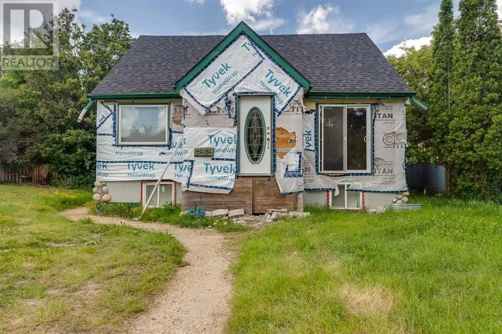 House for rent: 4535 Moore Crescent, Red Deer, Alberta T4N 2M1