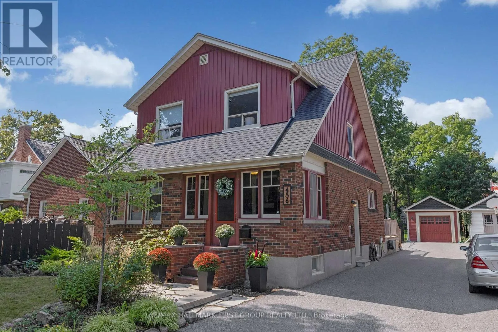 House for rent: 456 Mary Street N, Oshawa, Ontario L1G 5E3