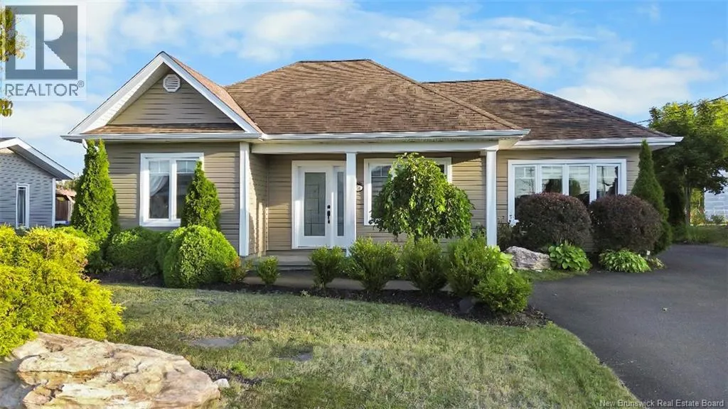 House for rent: 456 Msgr Richard, Beresford, New Brunswick E8K 1Y8