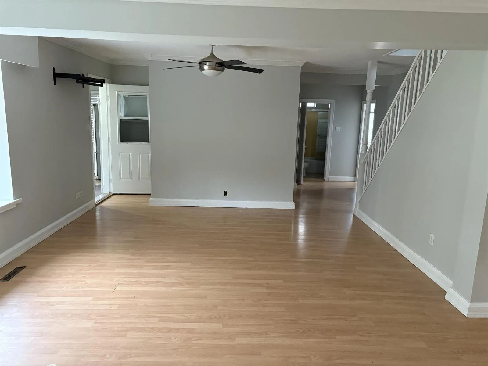 House for rent: 45629 Kipp Avenue|chilliwack Proper West, Chilliwack, British Columbia V2P 1Y9