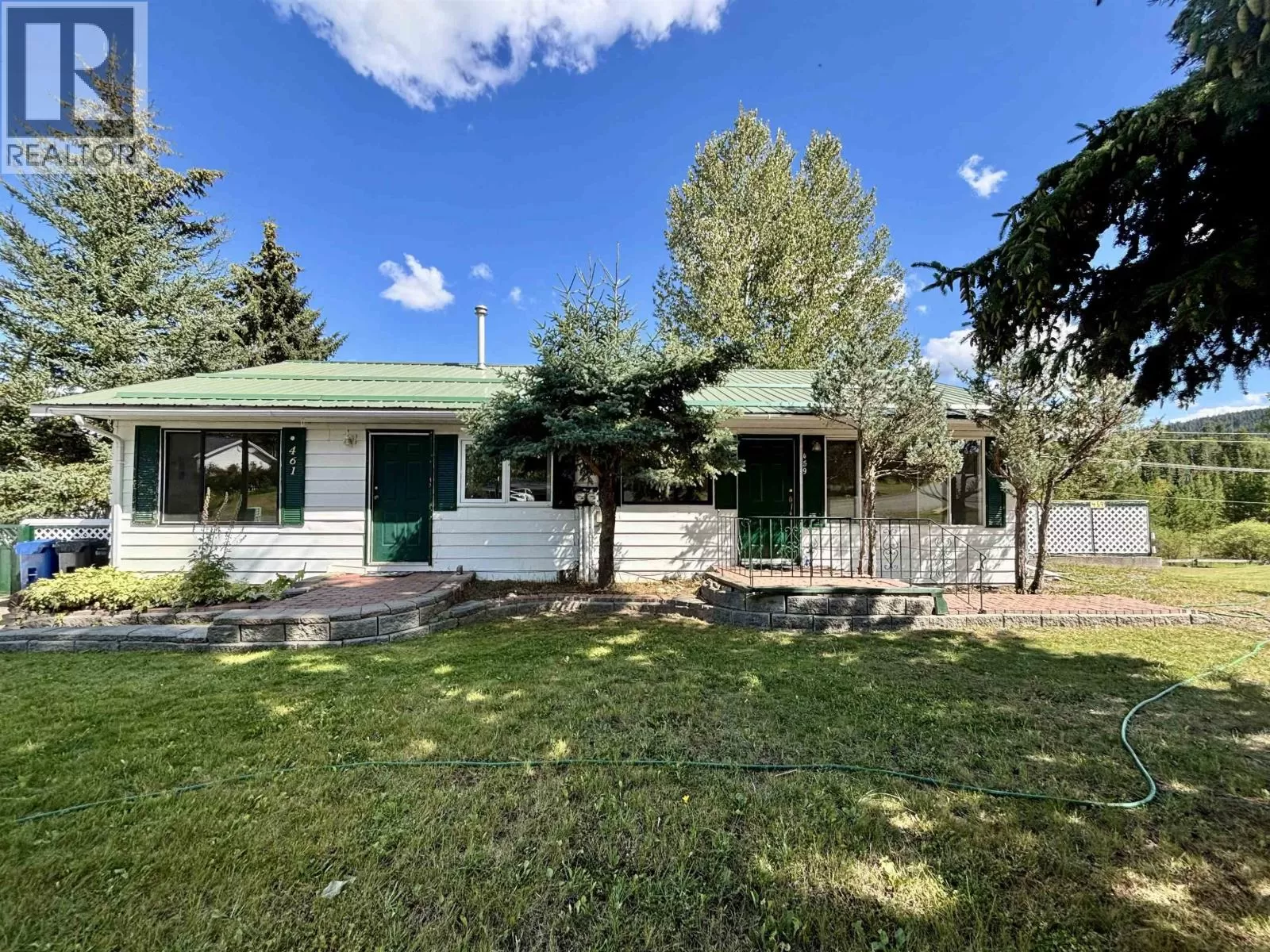 459 Evergreen Crescent, 100 Mile House, British Columbia V0K 2E0