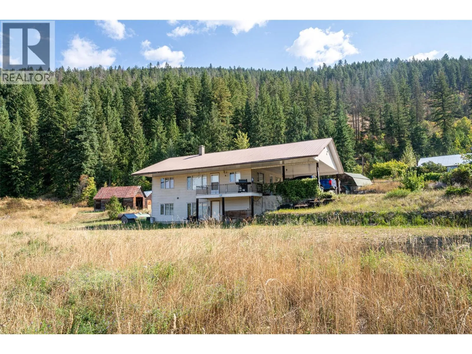 House for rent: 4596 Back Enderby Road, Spallumcheen, British Columbia V0E 1B8