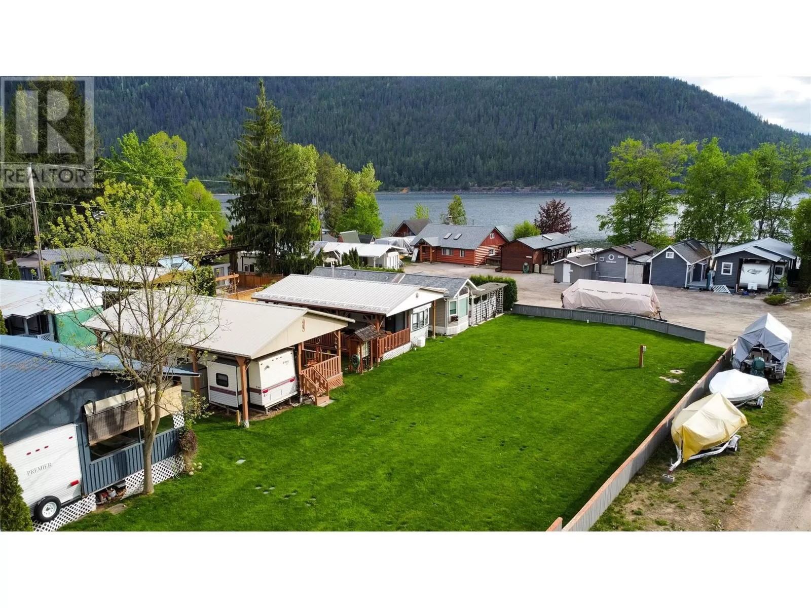 Other for rent: 4598 3a Highway Unit# F21, Nelson, British Columbia V1L 6N4