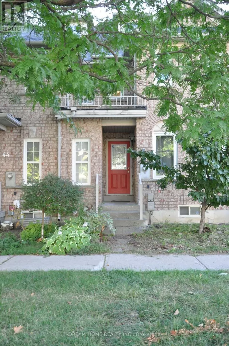 Row / Townhouse for rent: 46 Baffin Court, Richmond Hill, Ontario L4B 4J7