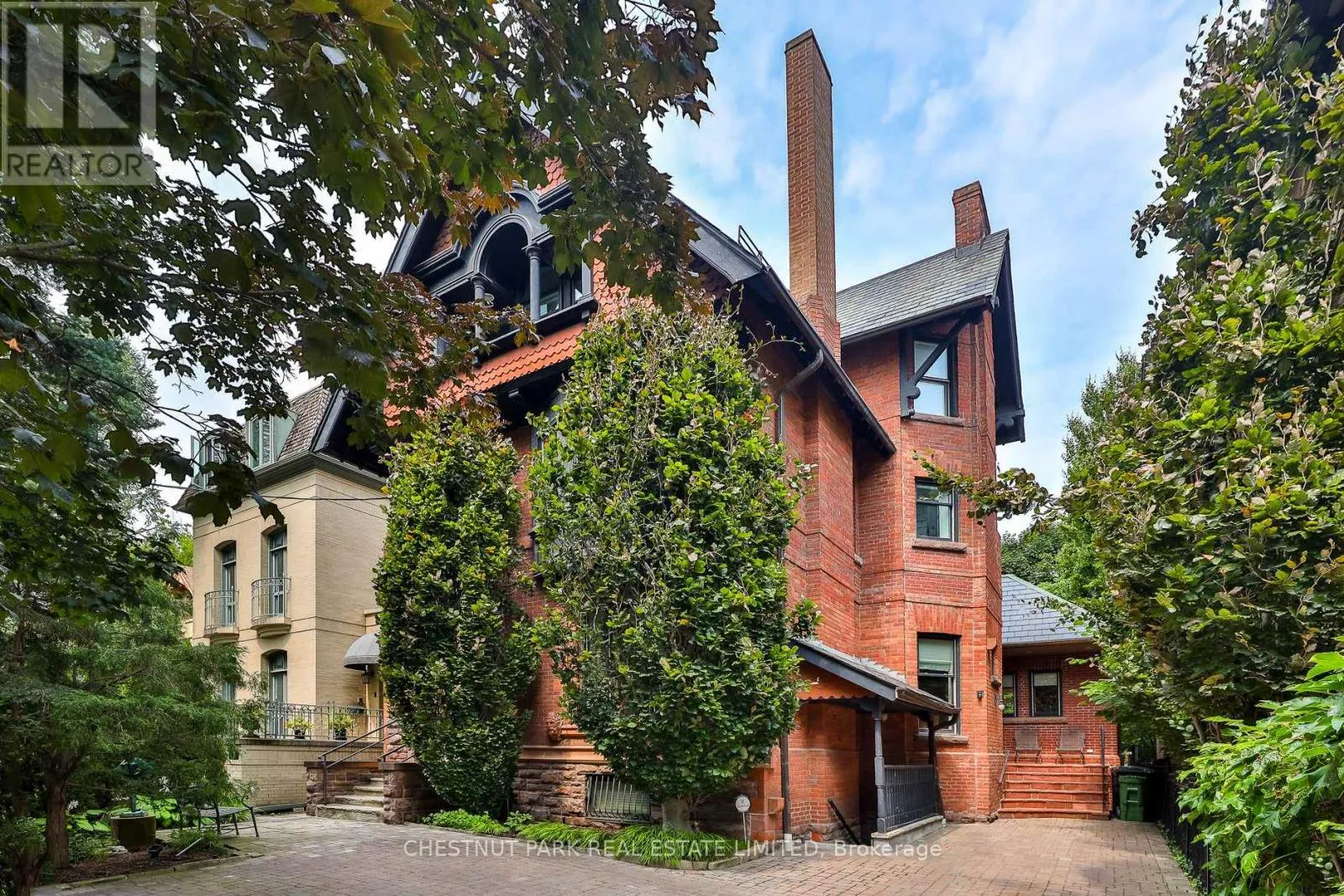 House for rent: 46 Lowther Avenue, Toronto, Ontario M5R 1C6