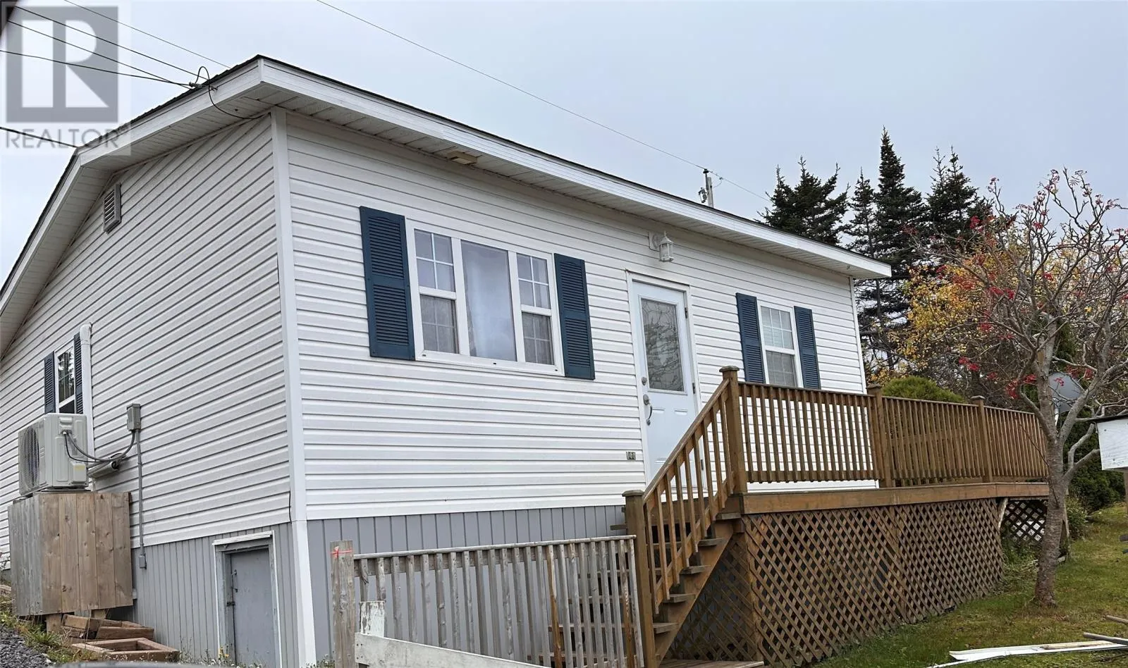 House for rent: 4-6 Mudd Lane Road, Port Aux Bras, Newfoundland & Labrador A0E 1E0