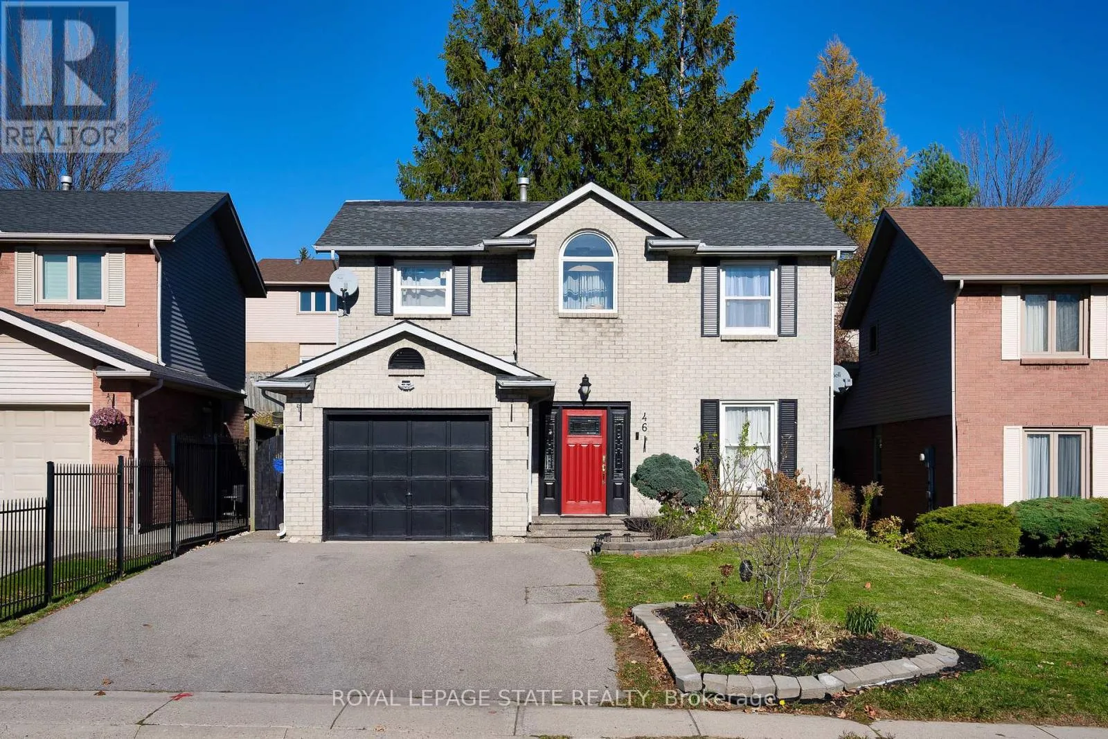 House for rent: 46 Novoco Drive, Hamilton, Ontario L9C 7E8