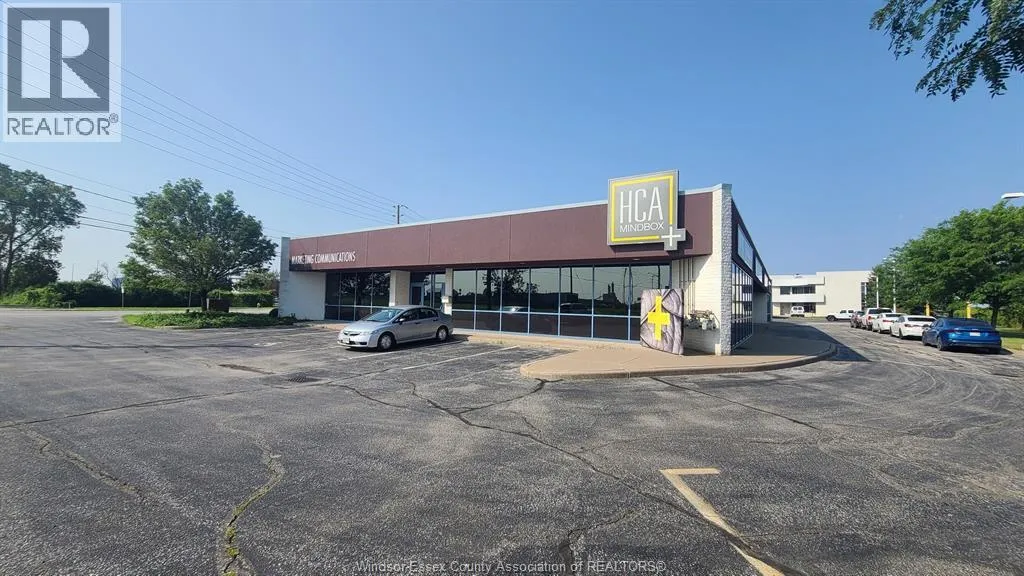 4600 Rhodes Drive Unit# 3, Windsor, Ontario N8W 5C2