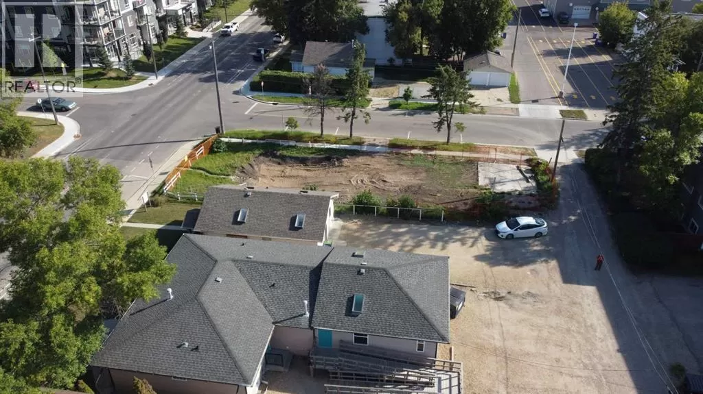 Commercial Mix for rent: 4602 48 Avenue, Red Deer, Alberta T4N 3S9