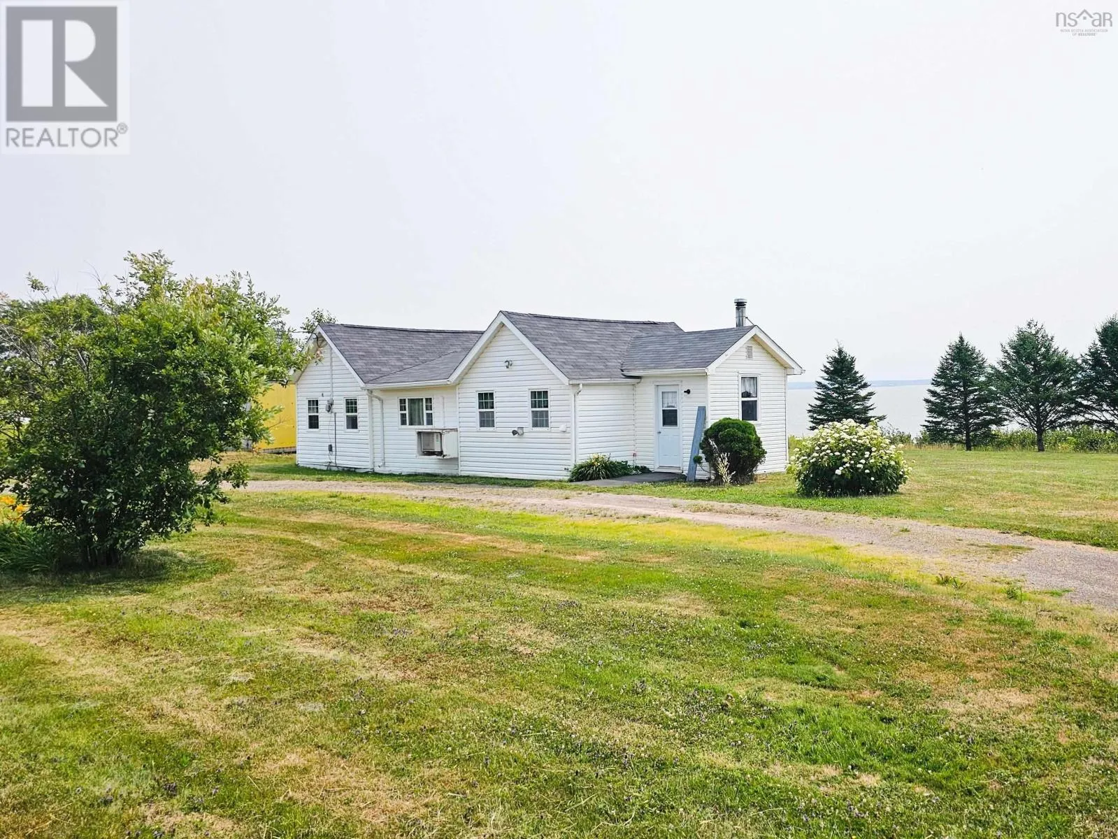 House for rent: 4606 Highway 2, Upper Economy, Nova Scotia B0M 1B0