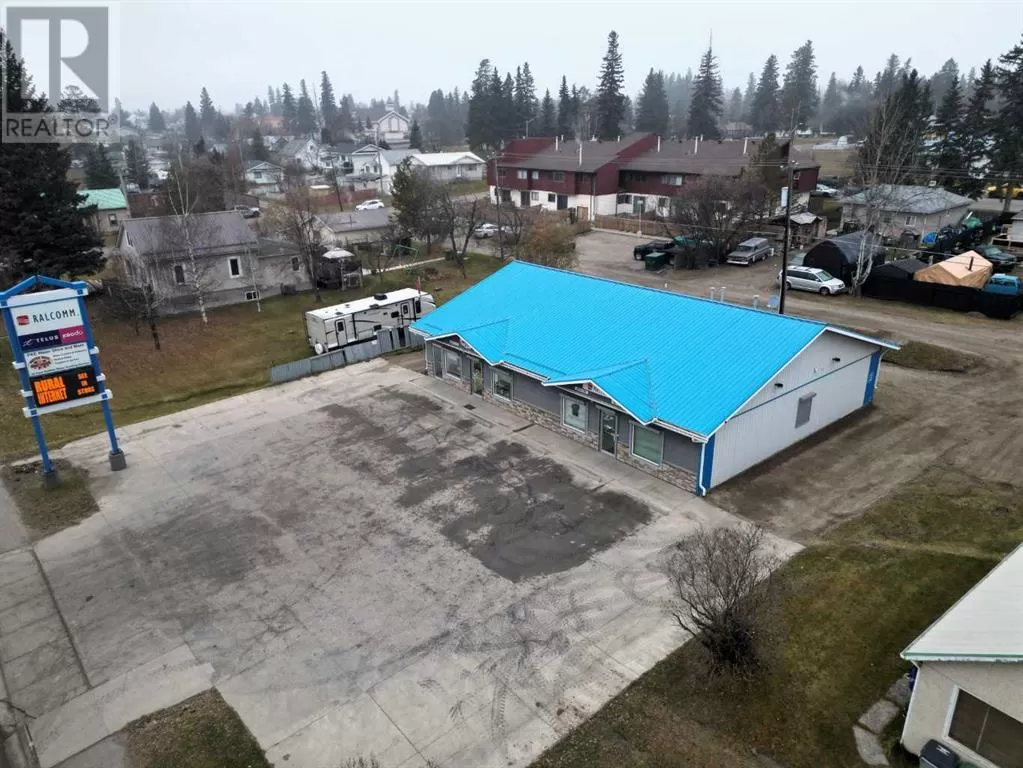 Commercial Mix for rent: 4618-4622 4 Avenue, Edson, Alberta T7E 1C7