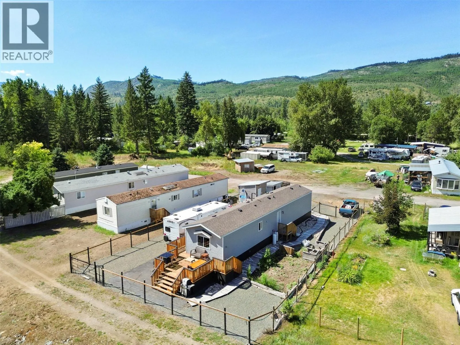 Manufactured Home for rent: 4626 Summer Road Unit# 16, Barriere, British Columbia V0E 1E0