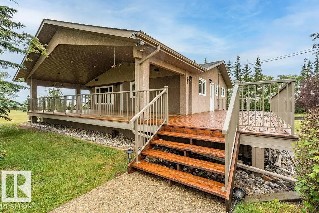 House for rent: 463051 Rge Road 235, Rural Wetaskiwin County, Alberta T9A 1W9