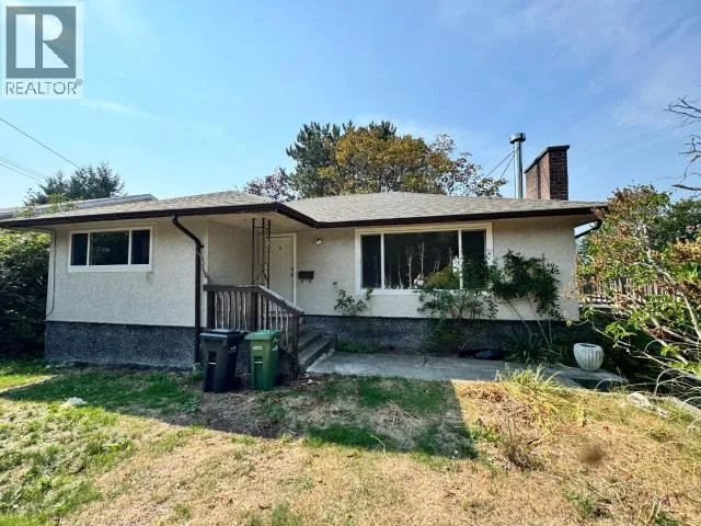 House for rent: 4635 Fernwood Ave, Powell River, British Columbia