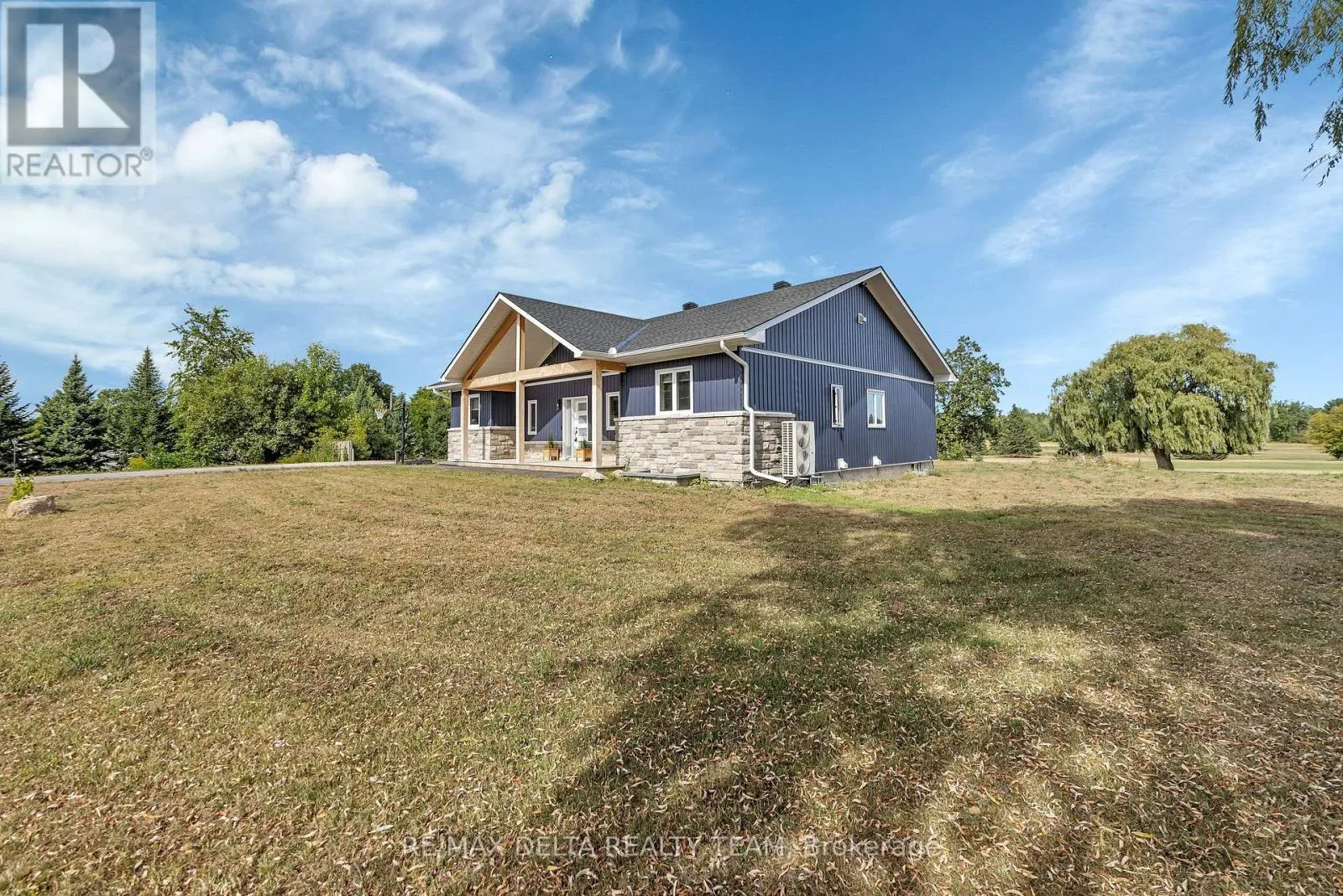 House for rent: 4645 Mcneely Rd Road, Ottawa, Ontario K4B 1J1