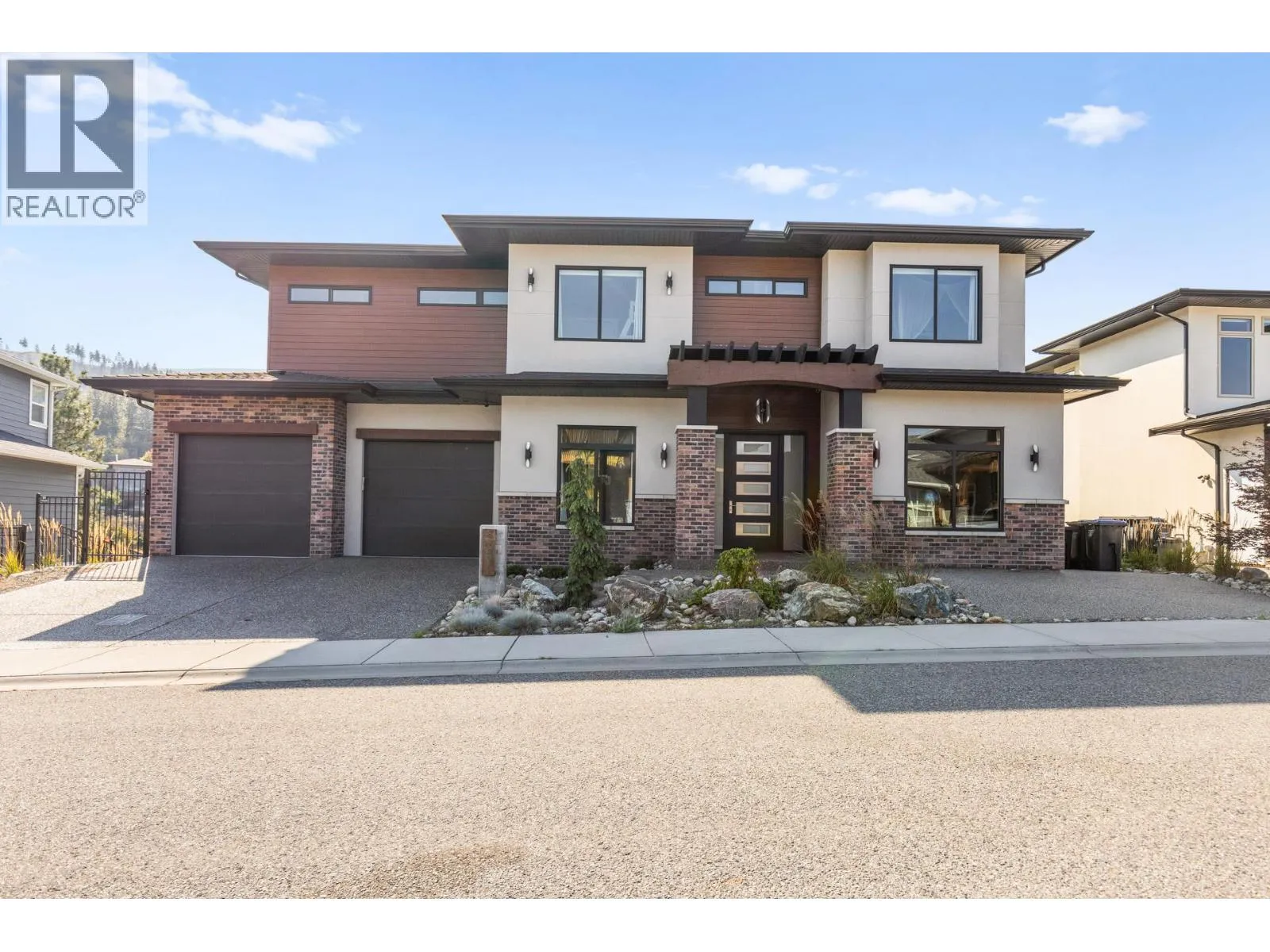 House for rent: 465 Swan Drive, Kelowna, British Columbia V1W 5L9