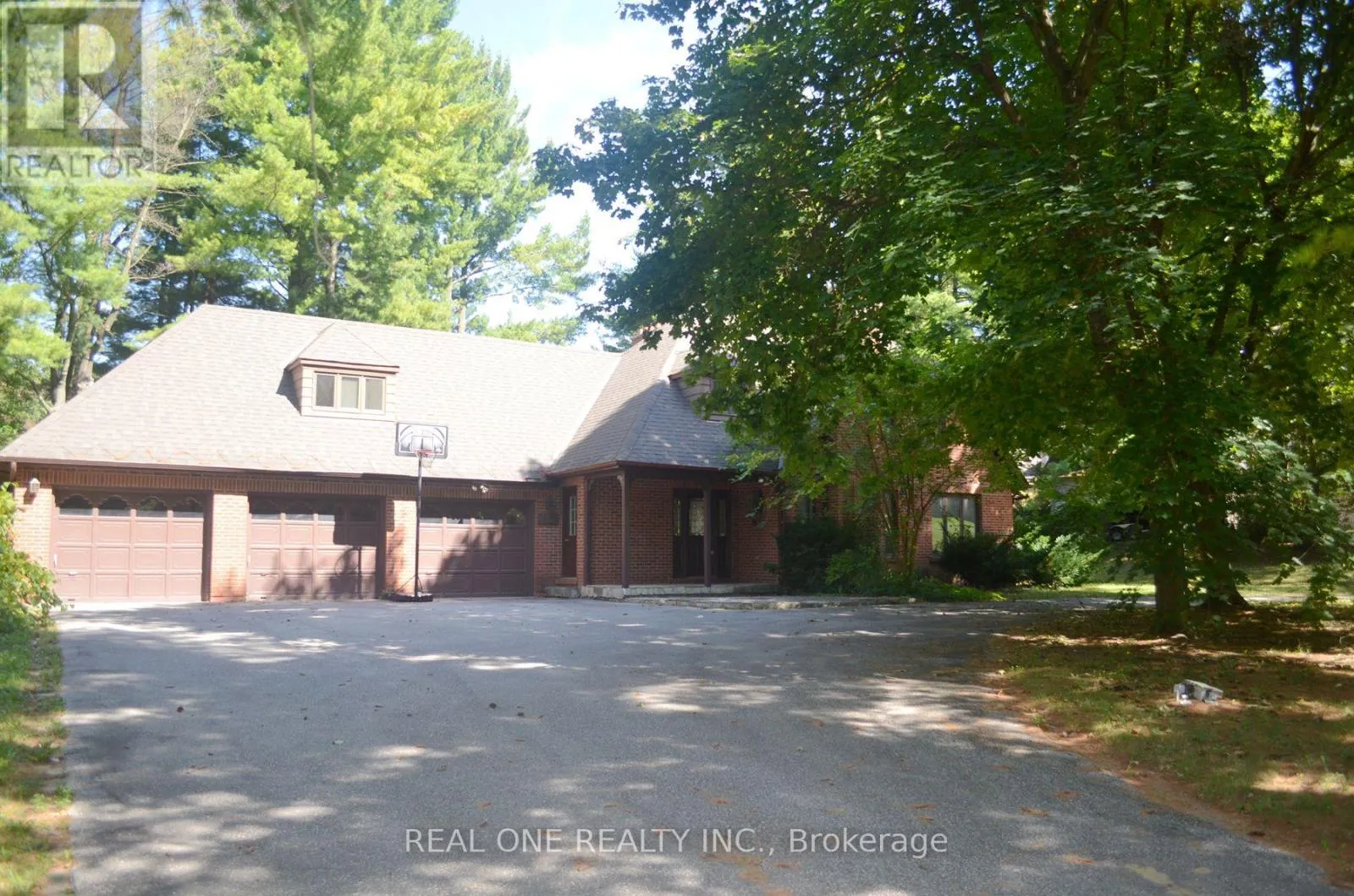 House for rent: 465 Woodland Acres Crescent, Vaughan, Ontario L6A 1G2