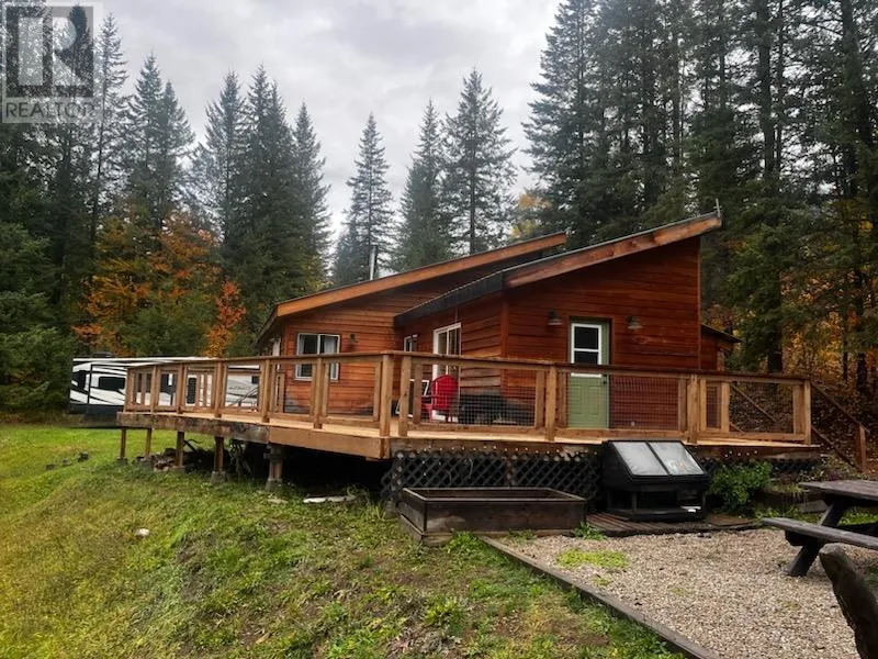 House for rent: 4675 6 Highway, Hills, British Columbia V0G 1S0