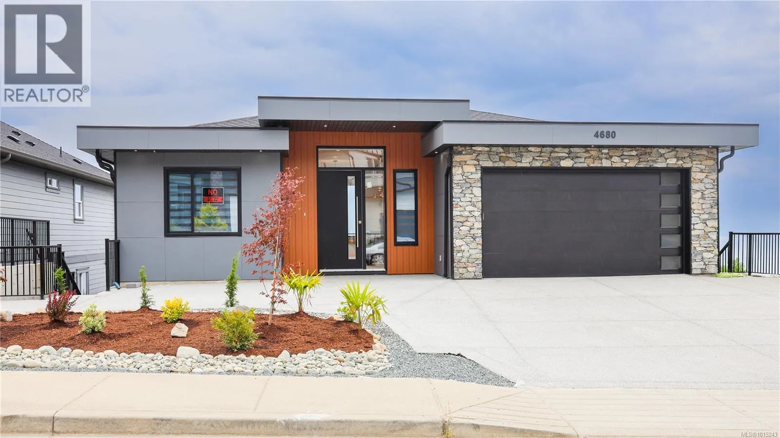 House for rent: 4680 Ambience Dr, Nanaimo, British Columbia V9T 0A7