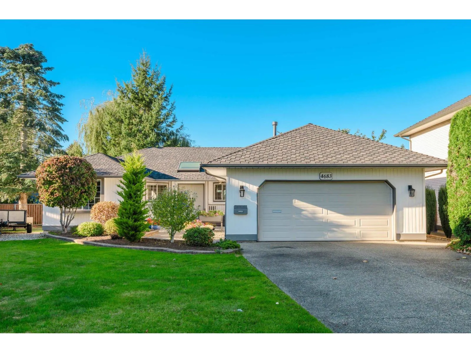 House for rent: 4683 218a Street, Langley, British Columbia V3A 8H8