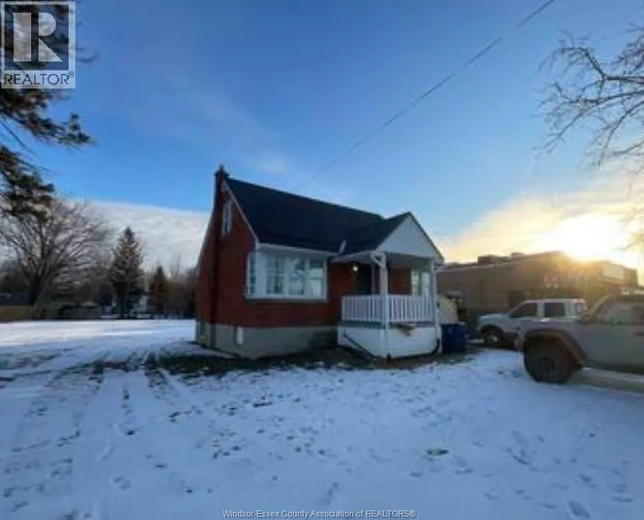 House for rent: 469 St. Clair Street, Chatham, Ontario N7L 3K6