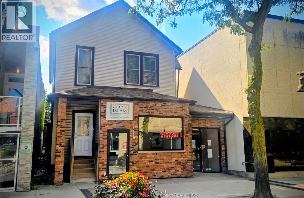 House for rent: 469-471 Pelissier Street, Windsor, Ontario N9A 4L2